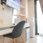 Good Deal And Restful Studio Kebayoran Icon Apartment By Travelio